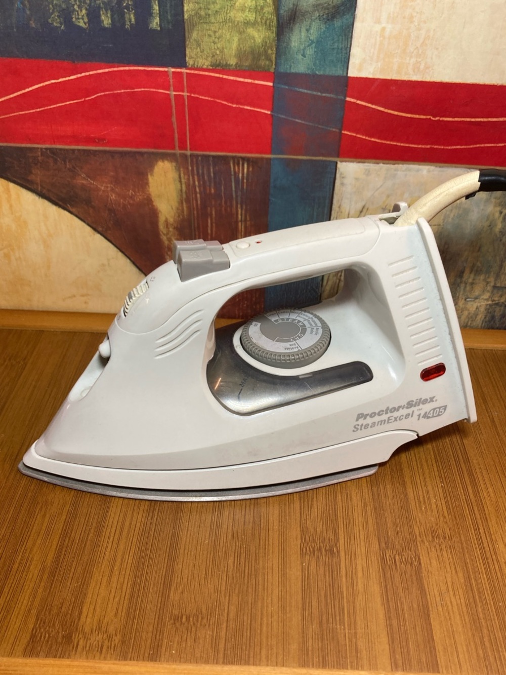 HAMILTON BEACH PROCTOR SILEX MODEL 14405 IRON STEAMER EASY PRESS
